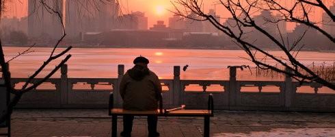 55岁男人一般的出轨对象