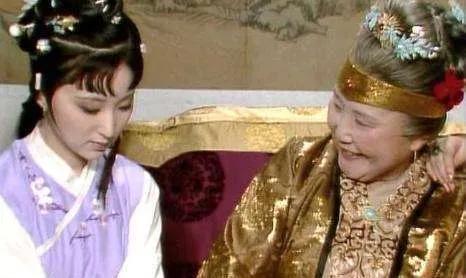 贾母死时为什么大叫黛玉