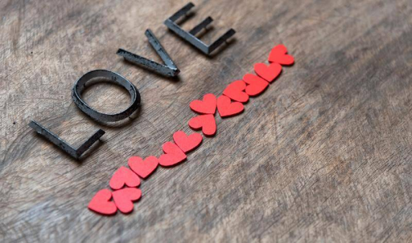 男生会随便让女生躺怀里吗