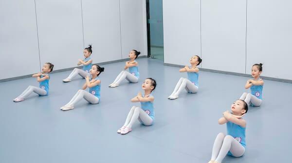 中国舞考到几级才有用