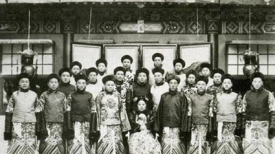 古代太监净身是割的什么部位 中国古时候太监怎样阉割的