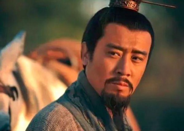 刘备一生错用三人是谁