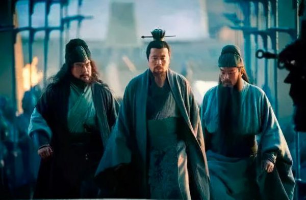 刘备一生错用三人是谁