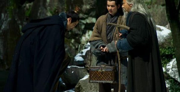 水镜先生的八个学生是真的吗