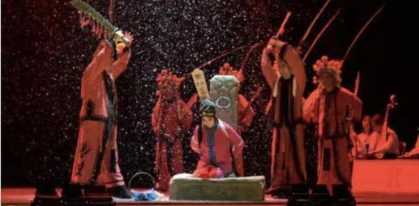 窦娥冤的故事简介500字