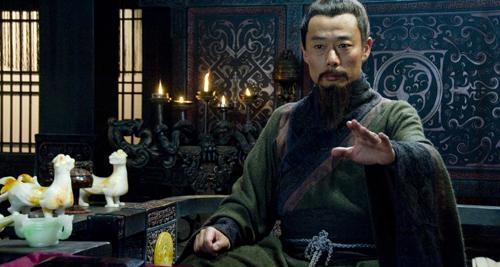 是谁把关羽的头割掉了