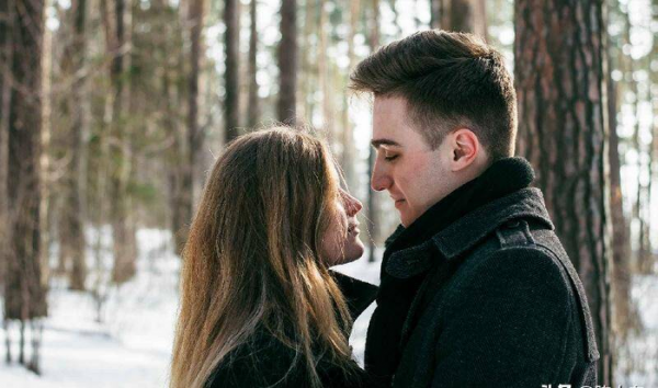 男生对你有好感的信号