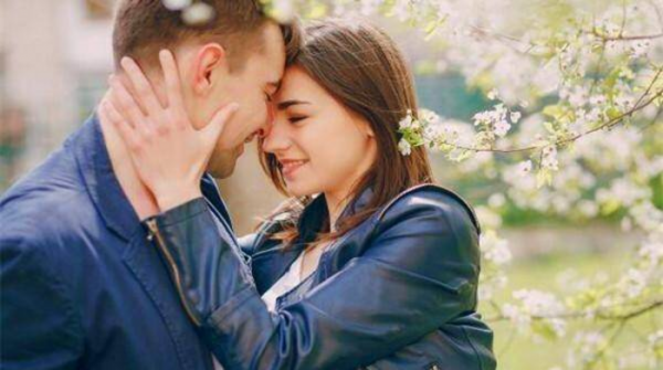 男生间接性表白的暗示