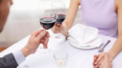 出轨被老公发现怎么挽回 男朋友发现我出轨了怎么办