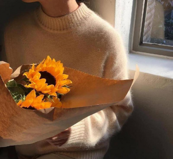 男生疯狂暗示却不直接表白