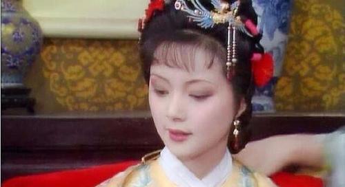 林黛玉和贾宝玉是什么关系