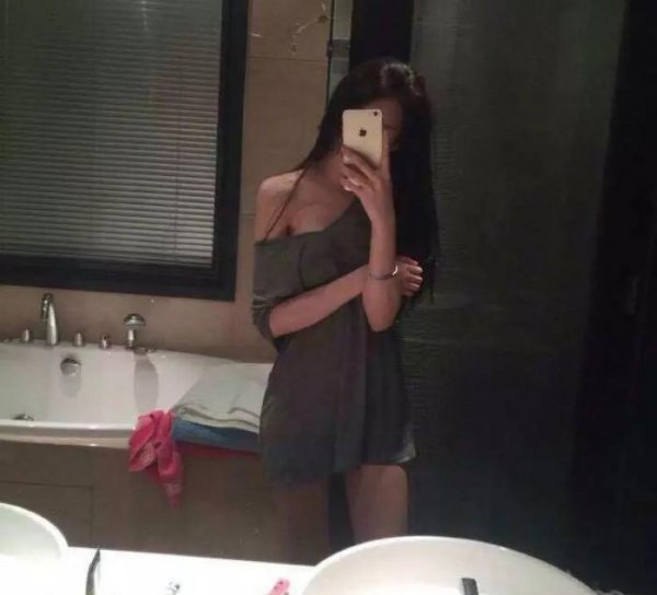 和女生聊天的技巧与方法