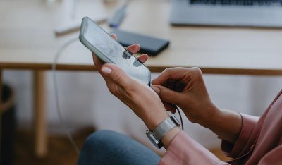 手机多少充电最合适 手机怎么充电对电池好