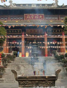 大雄宝殿内有哪三尊佛 大雄宝殿供奉的是什么佛