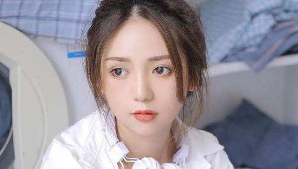 刚开始和女孩子聊天怎么找话题