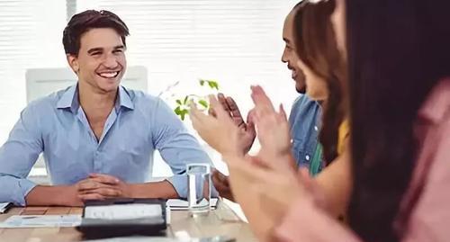 内向的女生适合做什么工作