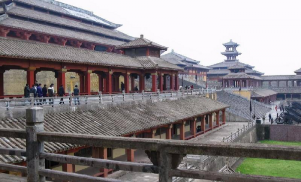 御史大夫相当于现在什么官