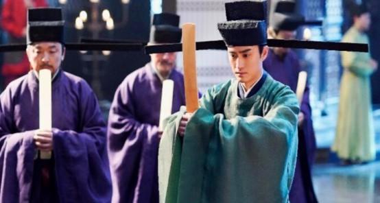 御史大夫相当于现在什么官