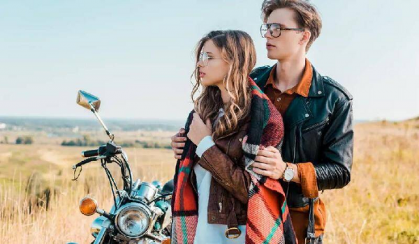 如何判断一个人是否喜欢自己