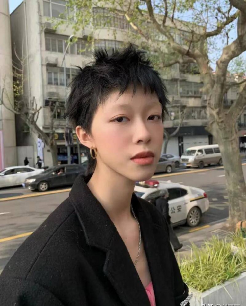 今年最流行的发型