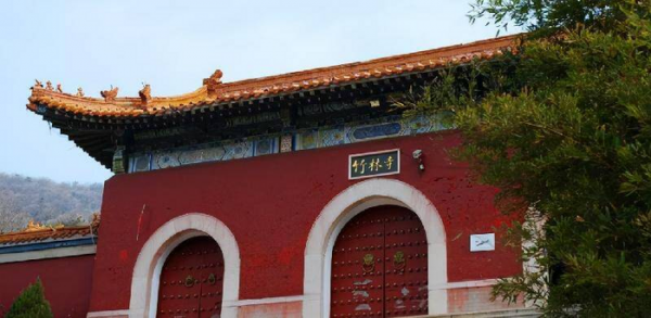 中国的尼姑最早是何时出现的