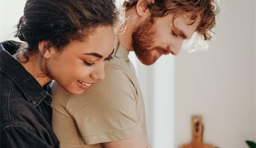 女人对男人有好感的表现