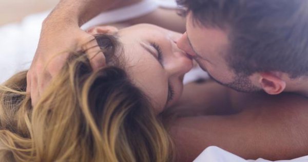 接吻一直伸舌头的男人是什么性格