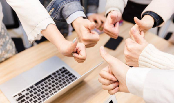 如何让一个男生越来越喜欢你