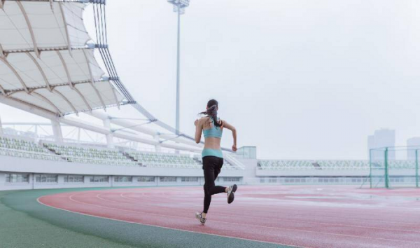 如何让一个男生越来越喜欢你