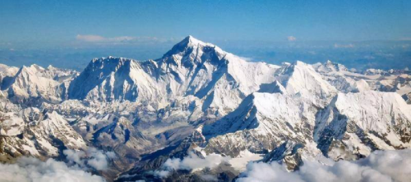 珠穆朗玛峰最新高度