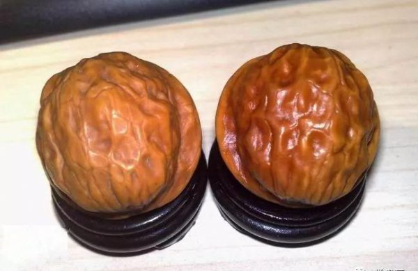 盘了40年的普通核桃值多少钱