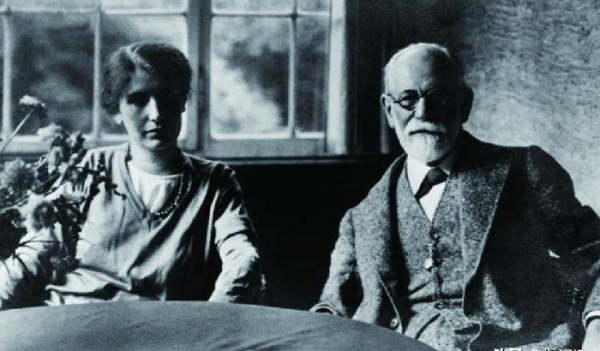 自我本我超我三者的关系