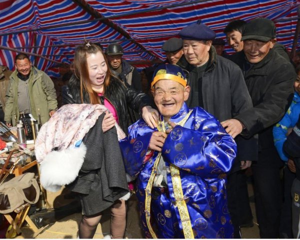 人死后为什么要穿寿衣