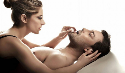 男生看到暗恋女生不敢打招呼 看到喜欢的女生不敢说话