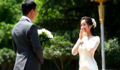 怎么看一个女孩子是不是喜欢你 一个女孩子喜欢你的表现