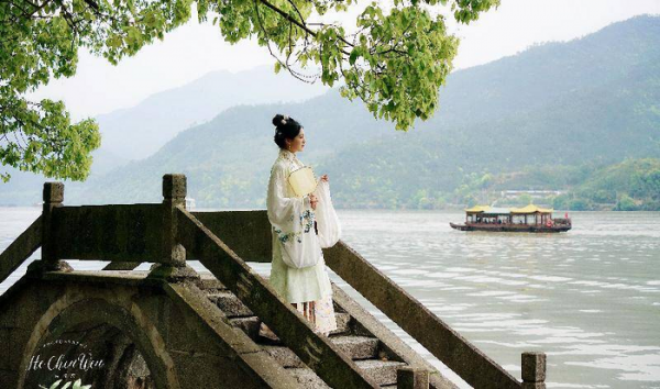 富春山居图画的是哪里