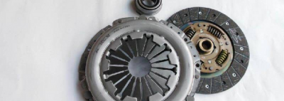 挂挡困难吃力有时根本挂不进去 汽车挂档费劲是什么原因