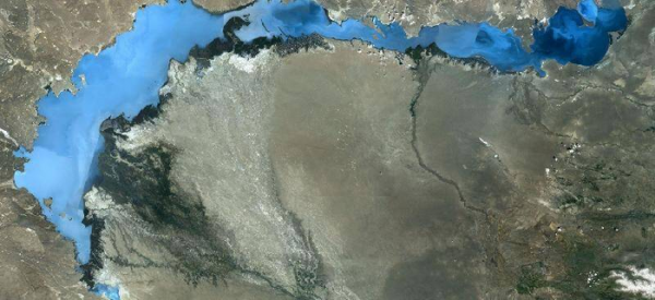 世界上最深的湖是什么湖