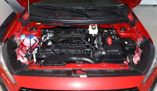 女生五六万买什么车最好