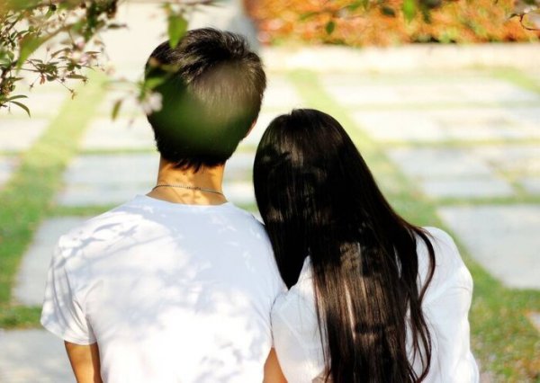 容易吸引凤凰男的女人