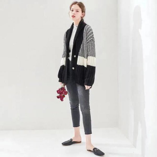 短款开衫毛衣最佳搭配图片