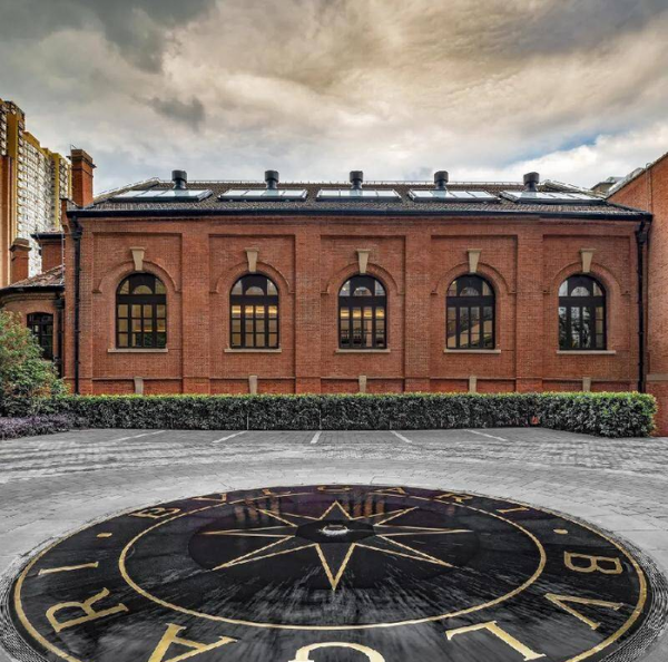 中国最贵的酒店住一晚上40万元