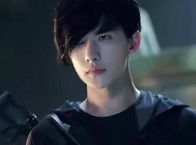 张起灵和张启山什么关系 张起灵是张启山的后人吗