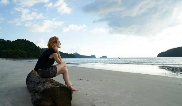 两个人在一起久了感情淡了怎么办