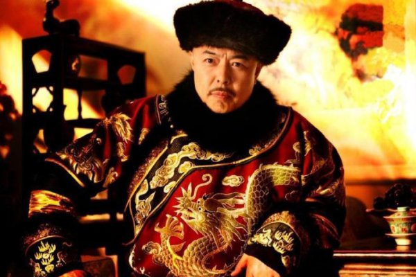 乾隆后面的一位皇帝是谁