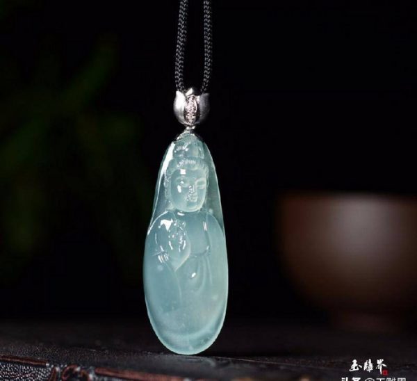 观音菩萨是男的还是女的