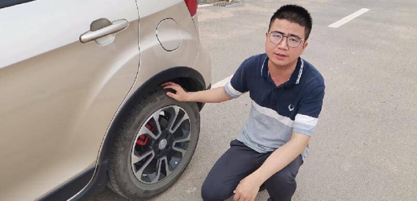 避免爆胎的错误的做法是什么