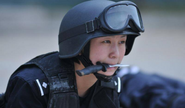 初中毕业能上警校吗