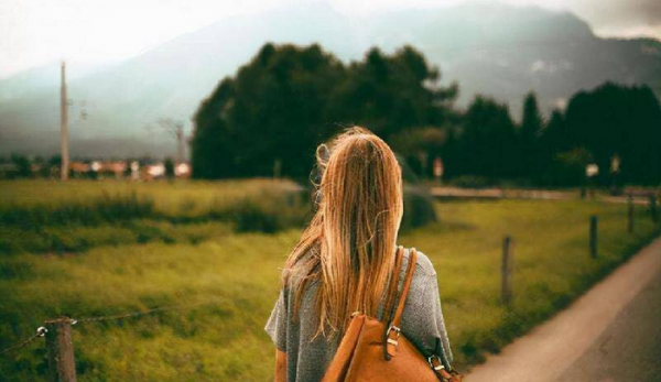 女生突然对你态度冷淡