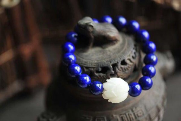 青金石和绿松石哪个贵